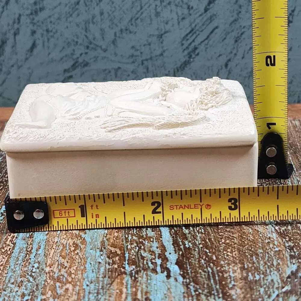 Vintage Angel Trinket Box Resin Keepsake Romantic Cottagecore Grannycore Decor
